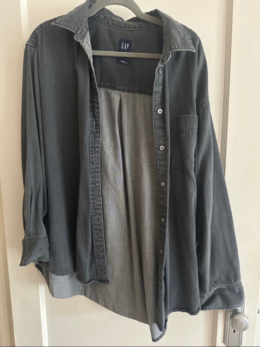 GAP the Big Shirt Black denim shirt shacket